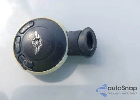 2008 Mini Cooper S S z USA, uszkodzony, nr VIN WMWMF73508TV34249